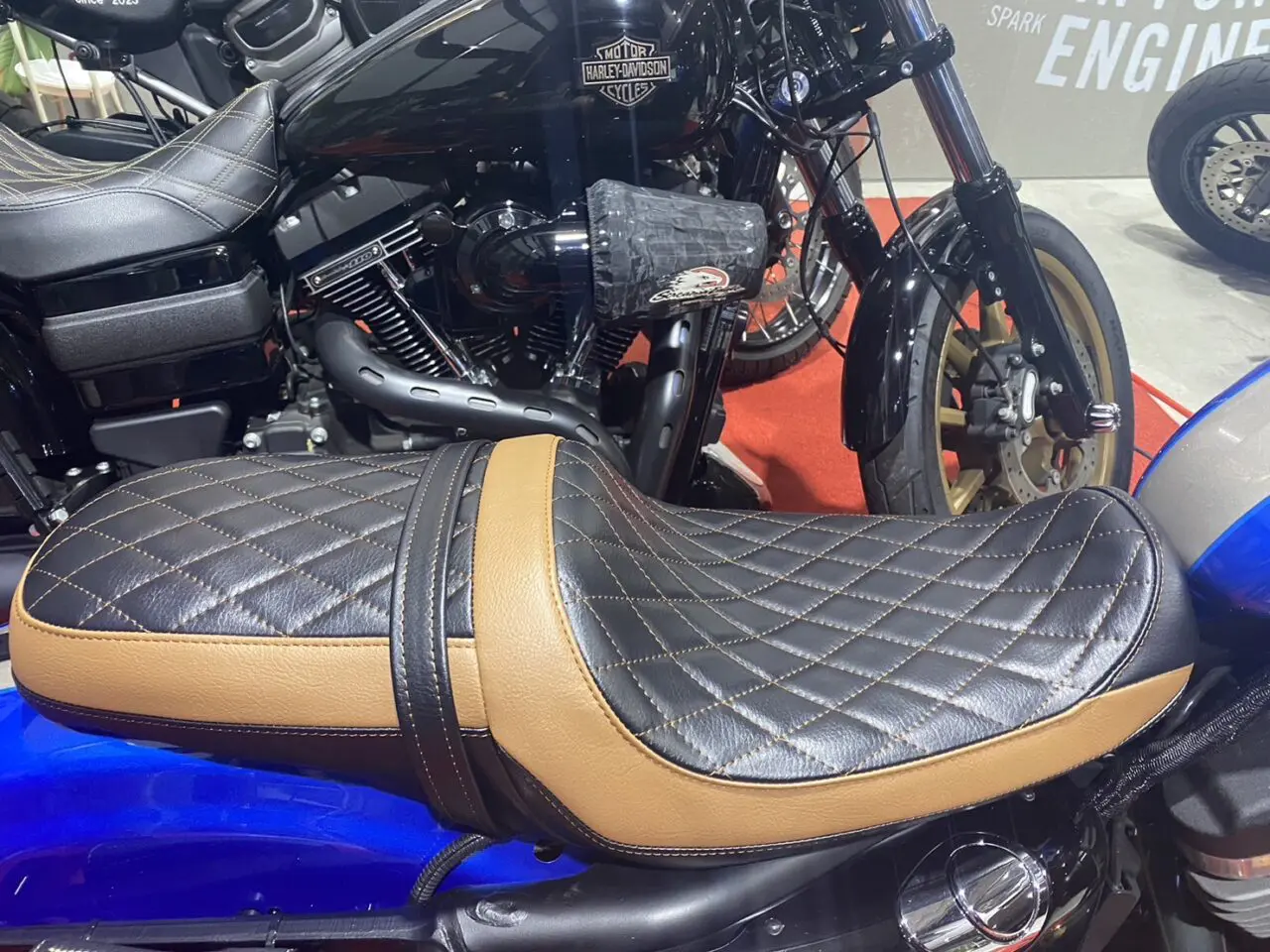 バイク　ハーレー　本革シート 楽天市場】バイクシート カスタム 2014・2017年 ハーレー