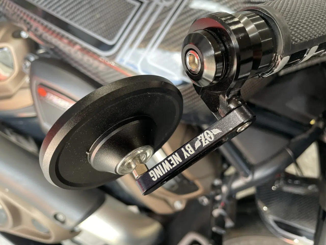 RH1250S スポーツスターS  左右バーエンドミラーセット RH1250S スポーツスターS 左右バーエンドミラーセット Amazon