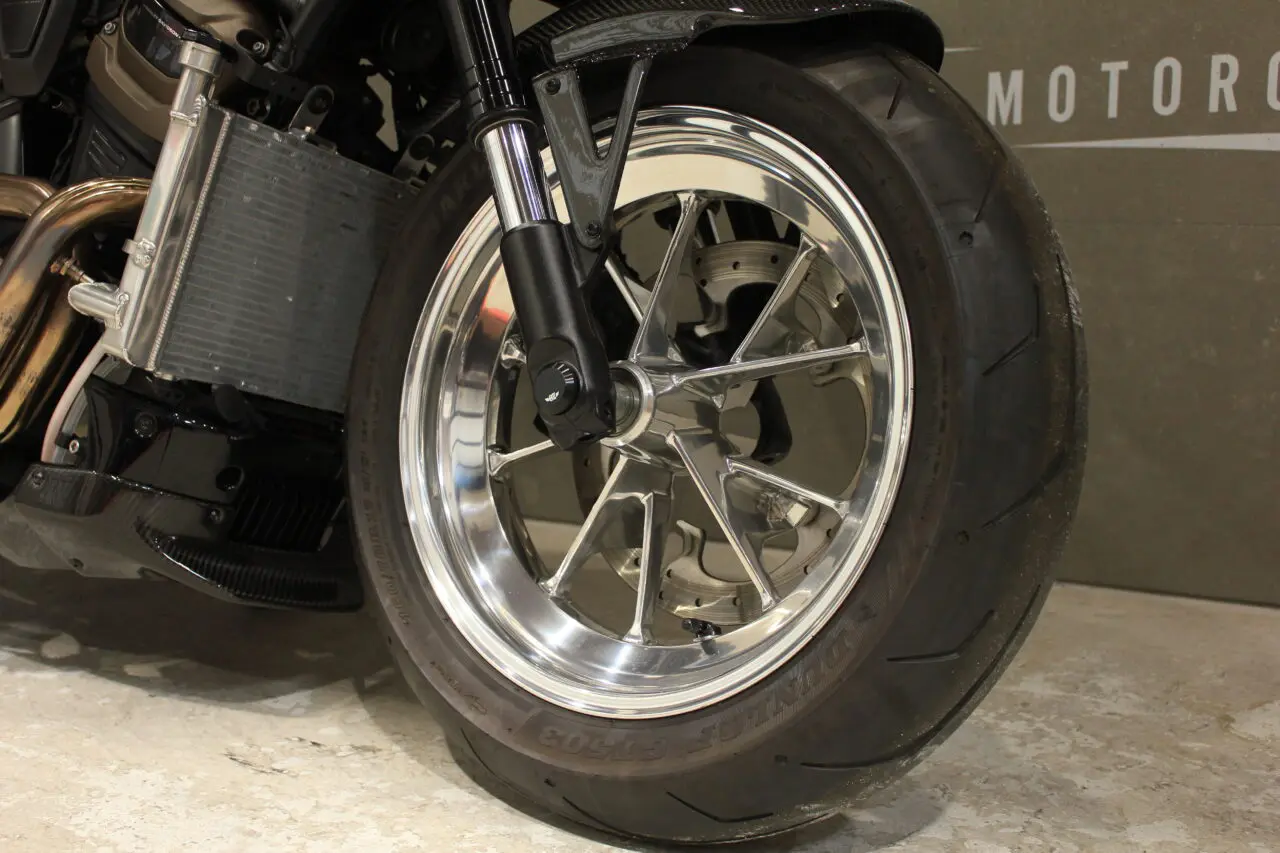 BST Carbon Fiber Rear Wheel Kawasaki ZX10R 2011-2025 6