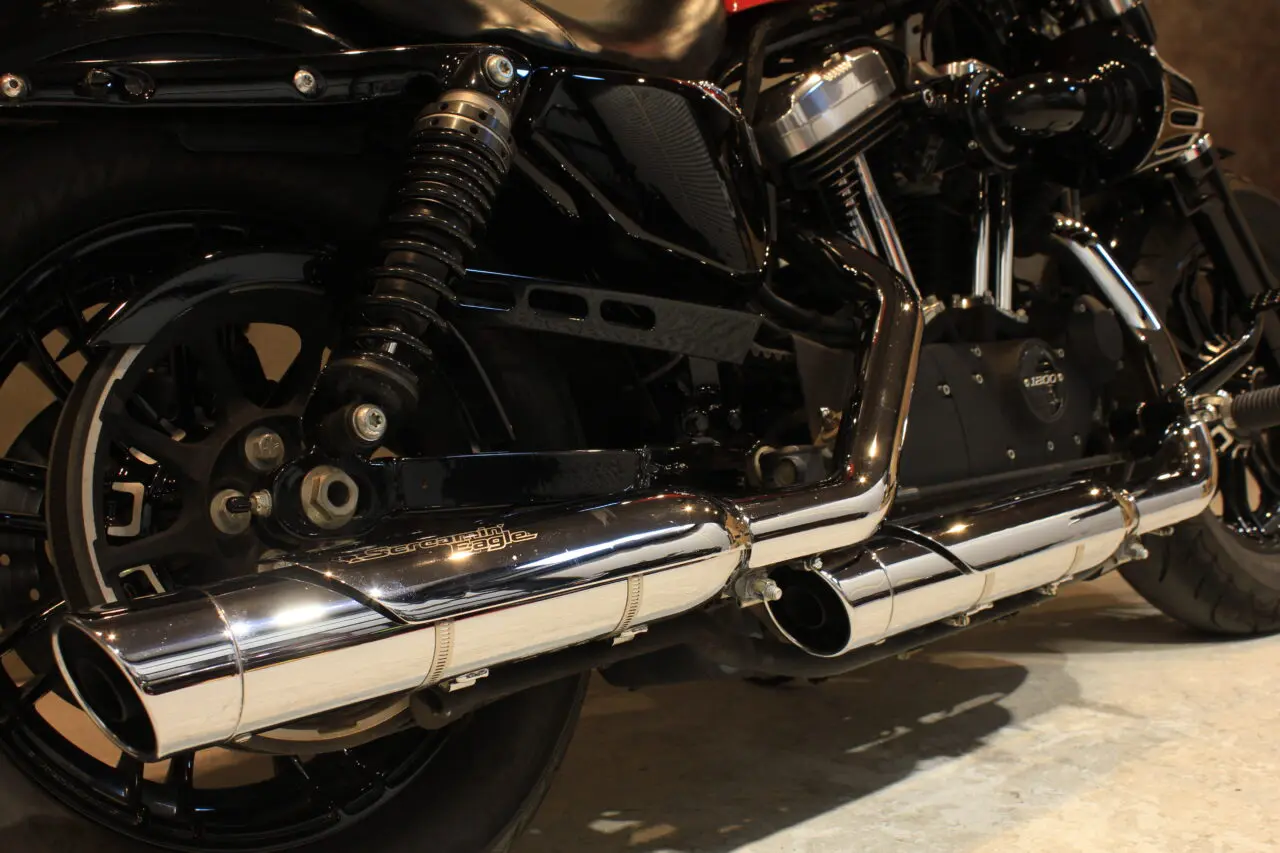 フルカスタムしたハーレーXL1200X新在庫車両OZbyNEWINGに