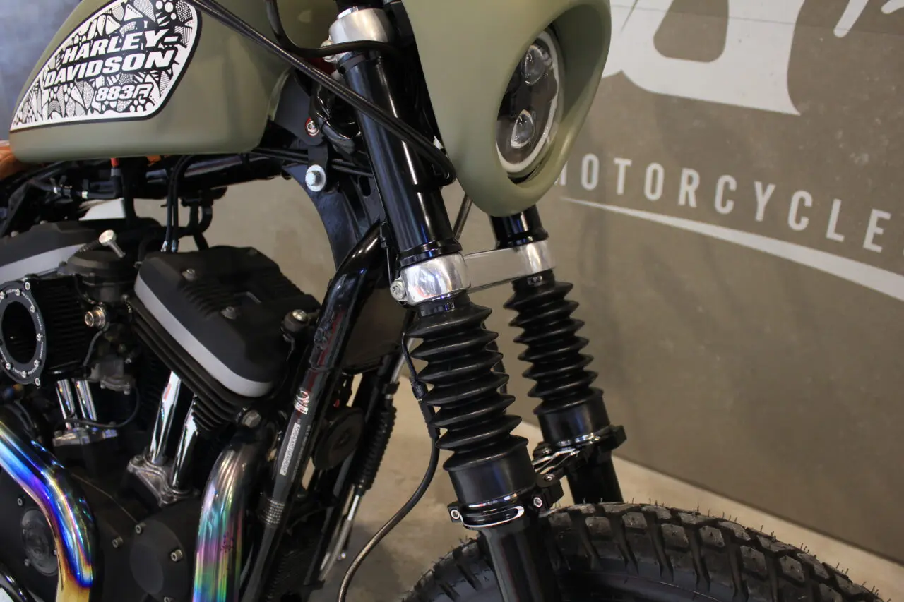 ✨極美品✨ハーレースポーツスター✨XL883R 純正シート✨2014年式✨ Amazon | Baohatsu バイク用 フロント シート PUレザー製