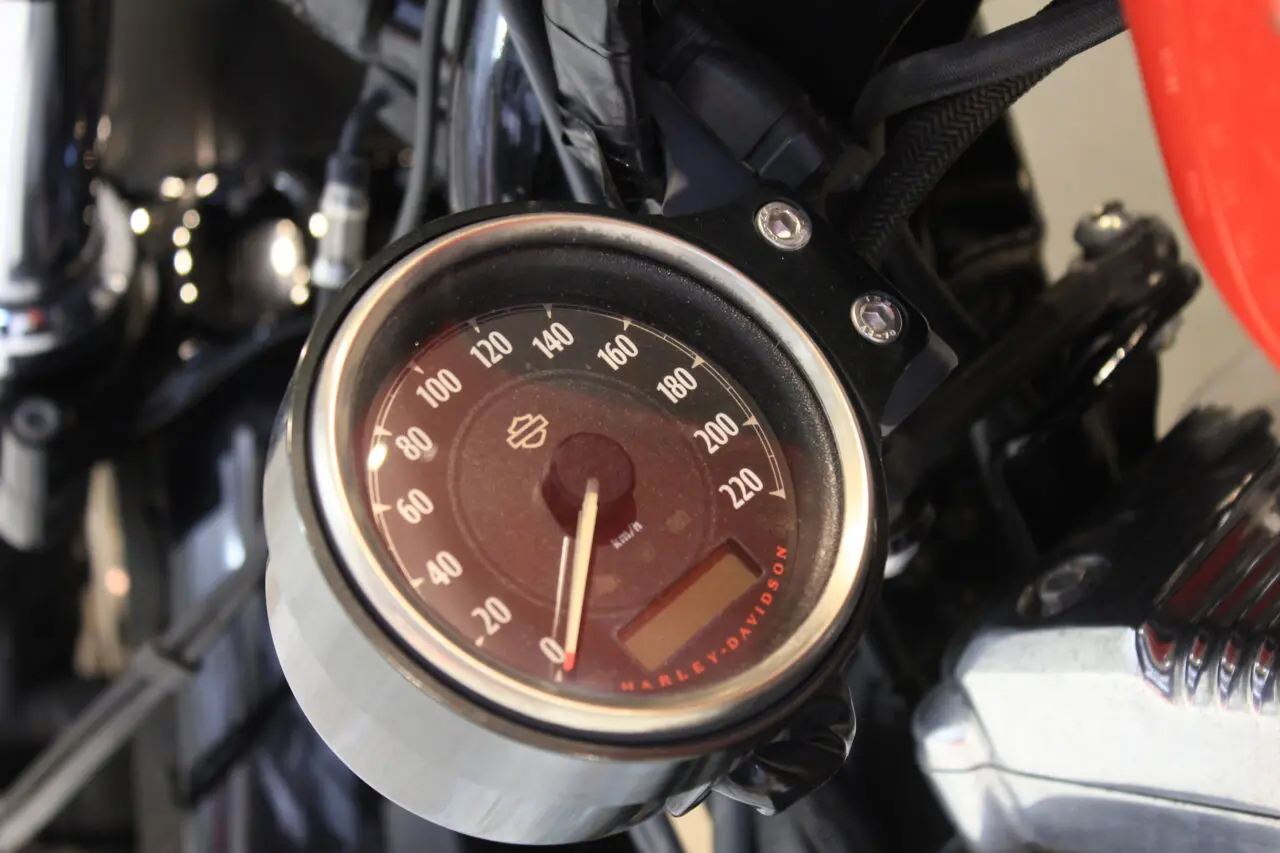 スポーツスター 純正 メーター xl1200x ハーレー純正 スポーツスター メーター|Harley Davidson