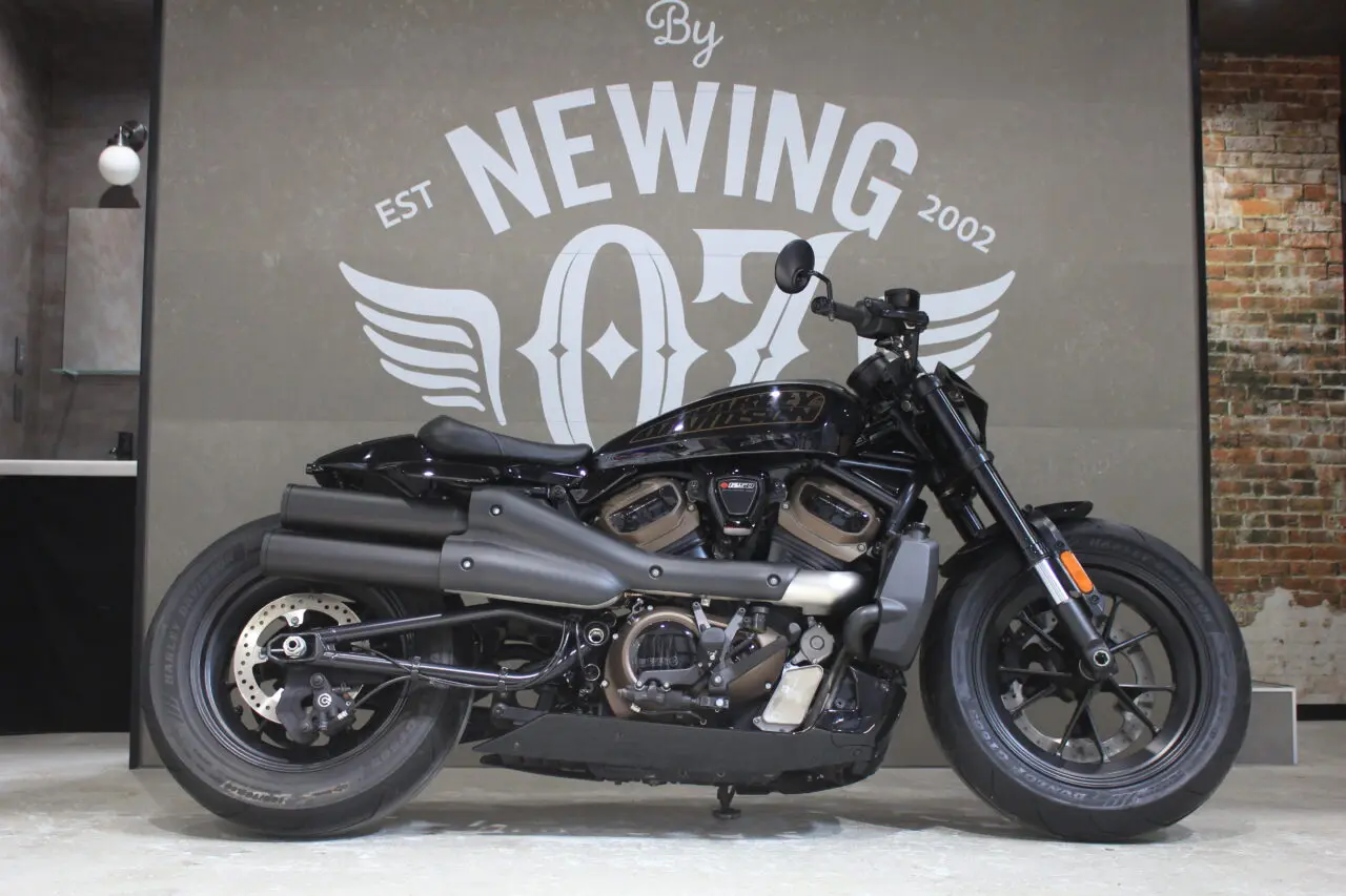 Harley-Davidson カスタム専門店 | OZ by NEWING